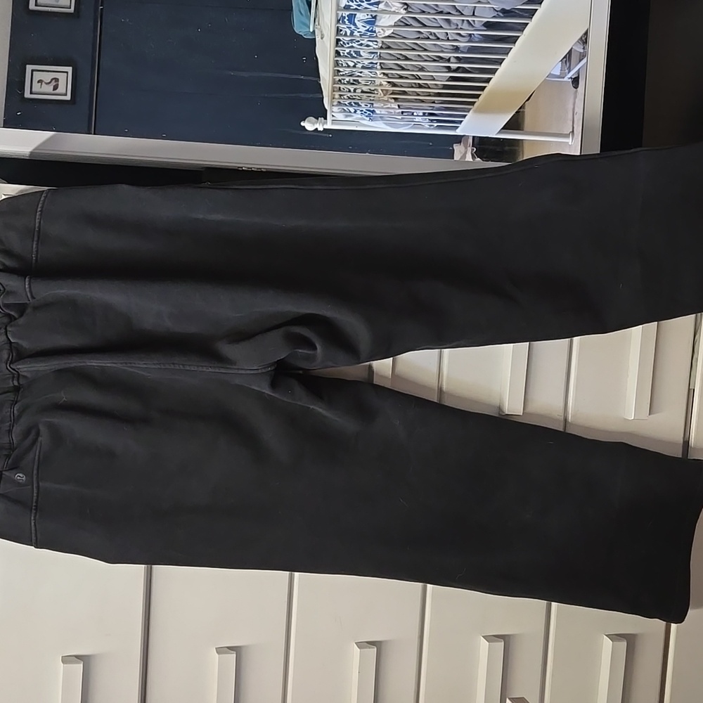 ✨3/$45✨lululemon athletica Black Track Pants - Picture 4 of 6